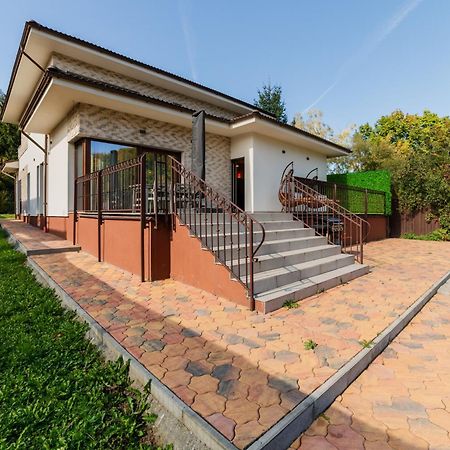 Villa Casablanca Брашов Екстериор снимка
